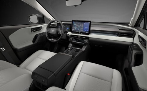 クロスオーバーSUVの草分け RAV4の新型モデルがワールドプレミア