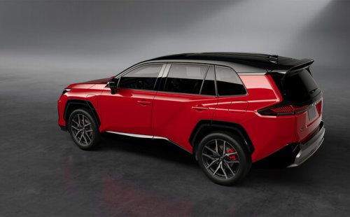 クロスオーバーSUVの草分け RAV4の新型モデルがワールドプレミア