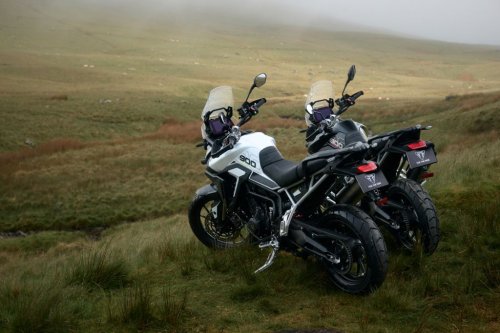 Skema Cat Baru Triumph Membuat Malu Pabrikan Lain
