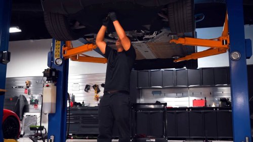 ‘Jiffy Lube, This Is OK?:’ Man Gets Oil Change at Jiffy Lube. Now He Needs A New Oil Pan
