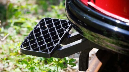 VW Bulli auf der Bremen Classic 2026: Einmal Schiene, einmal Stecker