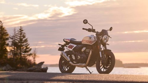 Triumph apunta a las naked de inicio con la Thruxton 400 y la Tracker 400