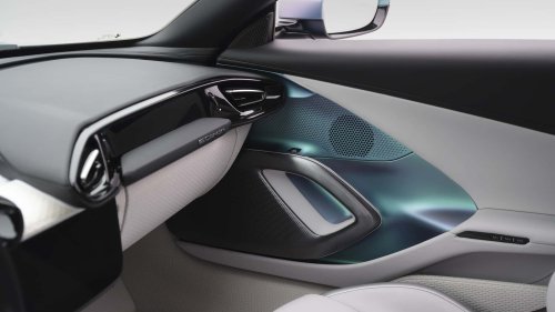 Ferrari 12Cilindri Tailor Made : L'art et la culture sur roues