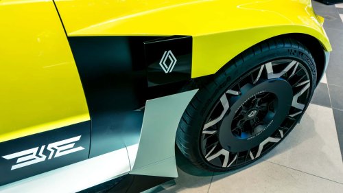 Renault, 555 CV, 160.000 € y 270 km/h de velocidad punta: aún puedes comprar el nuevo Renault 5 Turbo 3E