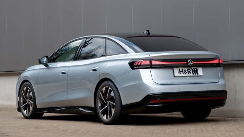 VW ID.7 als Limousine mit H&R-Tieferlegungsfedern