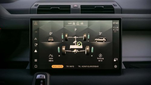 Land Rover Defender P300e im Test: Sanftmütiger Offroad-Gigant