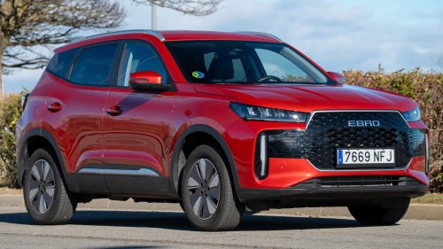 211 CV, híbrido, y desde 19.990 € con descuento, para esta oferta del EBRO s400