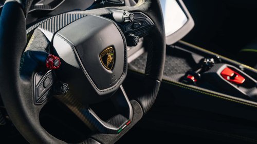 These Cars Still Don't Have Volume Knobs In 2026