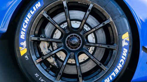 Ford | Ford GT | Watch The Ford GT Demolish The Corvette ZR1X’s Nürburgring Lap Time