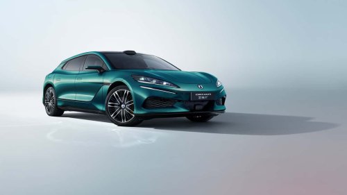 Este coche carga su batería en el mismo tiempo ¡que si echaras gasolina!