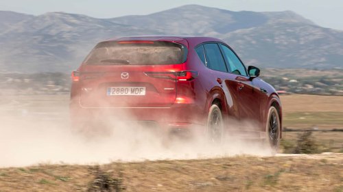 Nuevo Mazda CX-60 2025/2026: ¿versión Rally? Sí… ¡híbrido, diésel, 4x4 anti-GLC!