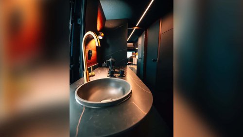 Sensación de yate en una Mercedes Sprinter: esta camper es puro lujo