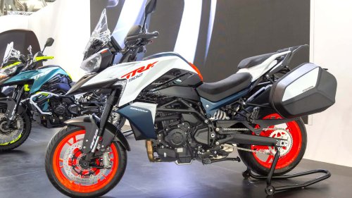 Benelli Meluncurkan Sepeda Motor Touring Road-Going Terbaik