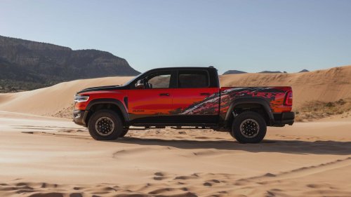 Ram, Voici le nouveau Ram 1500 SRT TRX de 777 chevaux. Le "Rex" est de retour !