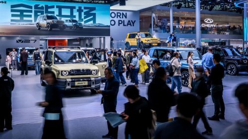 Il y a un nouveau SUV de grande taille adapté à tous les terrains