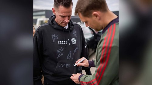Audi übergibt dem FC Bayern neue Dienstwagen