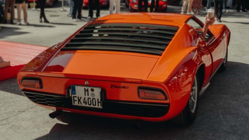Lamborghini zeigt herrlich restaurierten Miura SV von 1972