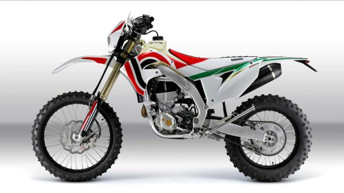 Bimota acaba de fabricar una lujosa Kawasaki de motocross