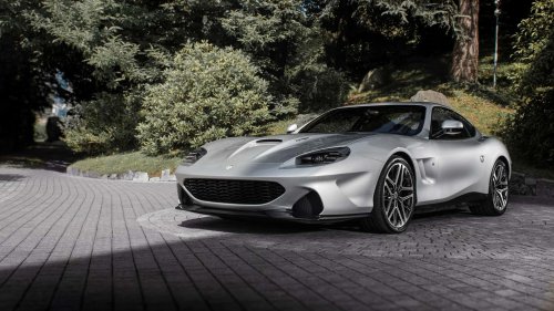 Touring cumple 100 años: recordamos sus coches legendarios