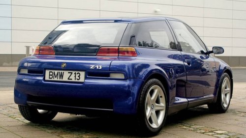 BMW, Ingatkah Anda Saat BMW Membuat Hatchback Bermesin Tengah?