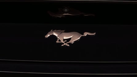 Ford, Ford Mustang, El Ford Mustang EcoBoost recibe un paquete de mejoras retro con llantas de bronce