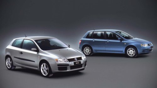 Fiat, Fiat Stilo (2001-2008): rival del Golf y pozo sin fondo