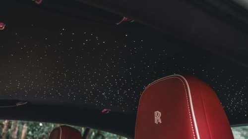 Review Rolls-Royce Spectre Black Badge