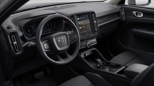 Volvo alargará aún más sus híbridos enchufables