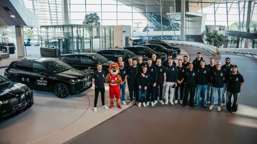 Kylian Mbappé et ses équipiers du Real ont reçu leurs nouvelles BMW