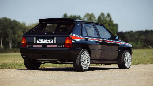 La Lancia Delta HF Integrale d'un célèbre chanteur italien est à vendre