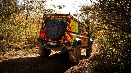 Comment l'Ineos Grenadier se transforme en véhicule tout-terrain pour les situations d'urgence