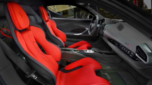 Ferrari, Ferrari F40, La nouvelle Ferrari qui rend hommage à la légendaire F40