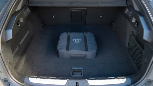 210 CV y 453 km de autonomía, para este crossover coupé de imagen deportiva