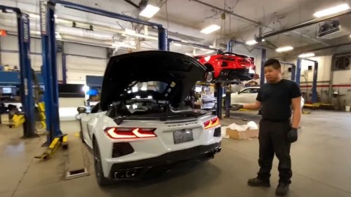 Tennessee Man Gets Call From Ex After Oil Change Goes Wrong. He's Shocked At What He Finds When He Gets to the Shop