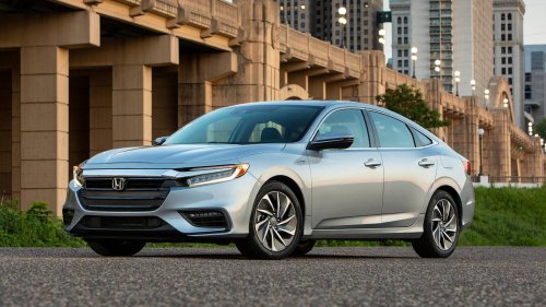 Honda, Honda Insight, Man Finds 'Pretty Nice' 2019 Honda Insight at Junk Yard. Then He Sees the Codes