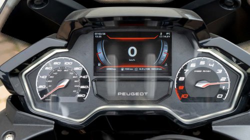 Peugeot XP 400, conducimos el maxiscooter aventurero francés