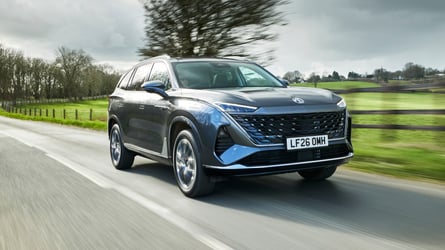 Omoda, JAECOO y EBRO, boquiabiertos con el precio del nuevo MG PHEV