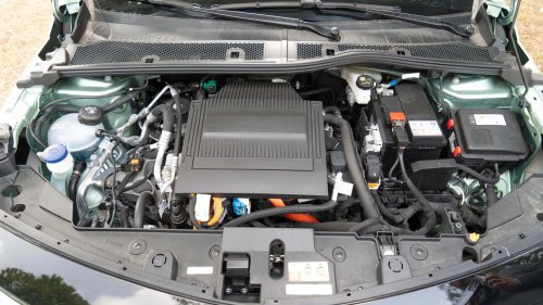 Lancia Ypsilon Elettrica 2026, un utilitario cero emisiones con mucho estilo