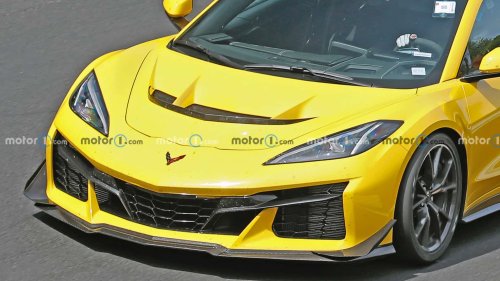 Corvette 'Zora' dalam Kamuflase Terlihat seperti ZR1