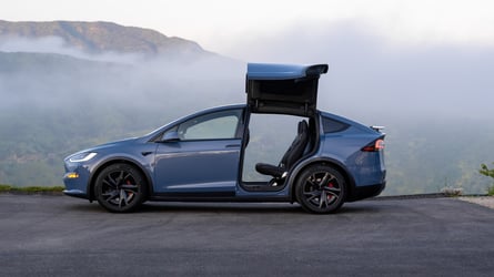 Tesla, Tesla Says Goodbye To Model S And X With Limited Signature Series