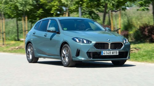 BMW, Nuevo BMW Serie 1 2025: Sport Collection, M, ultraequipado… ¡ojo, CUPRA León!