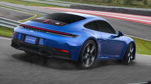 SUV Unggulan Baru Porsche Tidak Akan Bertenaga Listrik Awalnya