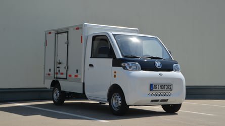 Ari 458 Pro Surprises As A Mini-Camper.