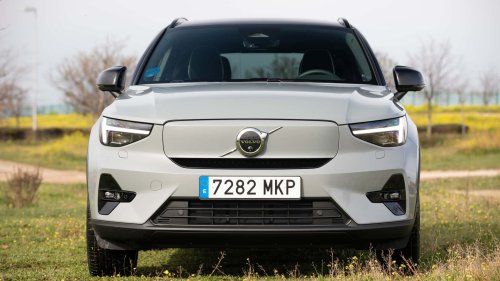 Volvo XC40 2026: tiene precio de generalista... y no lo sabías