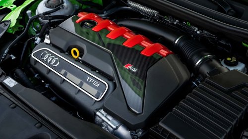Audi, Audi étudie des solutions technologiques pour maintenir le cinq-cylindres en vie en Europe