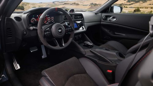 Nissan, Nissan Z, Nissan Z Nismo Akhirnya Mendapatkan Versi Manual
