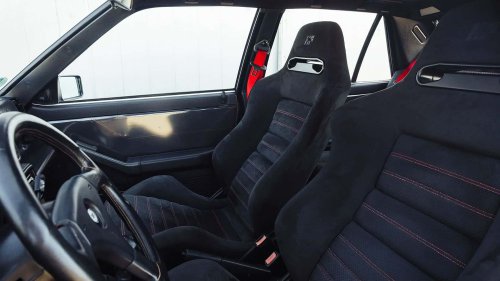 La Lancia Delta HF Integrale d'un célèbre chanteur italien est à vendre