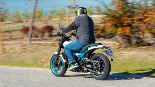 Royal Enfield Guerrilla 450, una naked para iniciarse con estilo