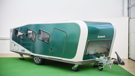 Riesige Mehrheit der Wohnwagen-Fans zieht mit Verbrenner-Autos