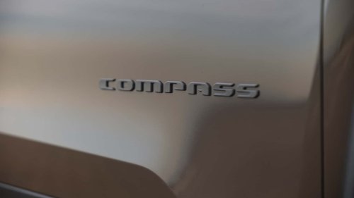 Jeep Compass 2026: ya sabemos cómo va el híbrido ligero que muchos buscan